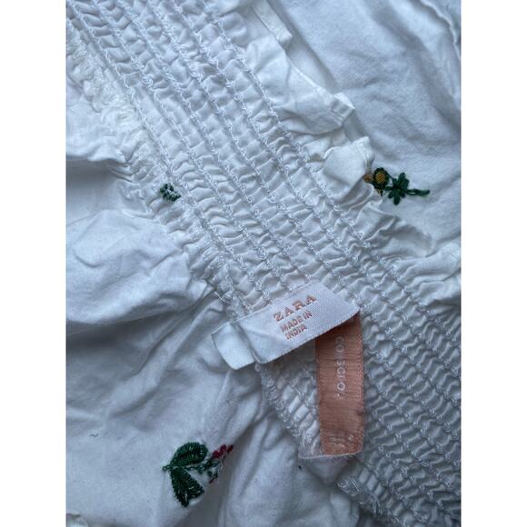 ZARA - white floral off the shouder top - Size XS - Picture 6 of 9